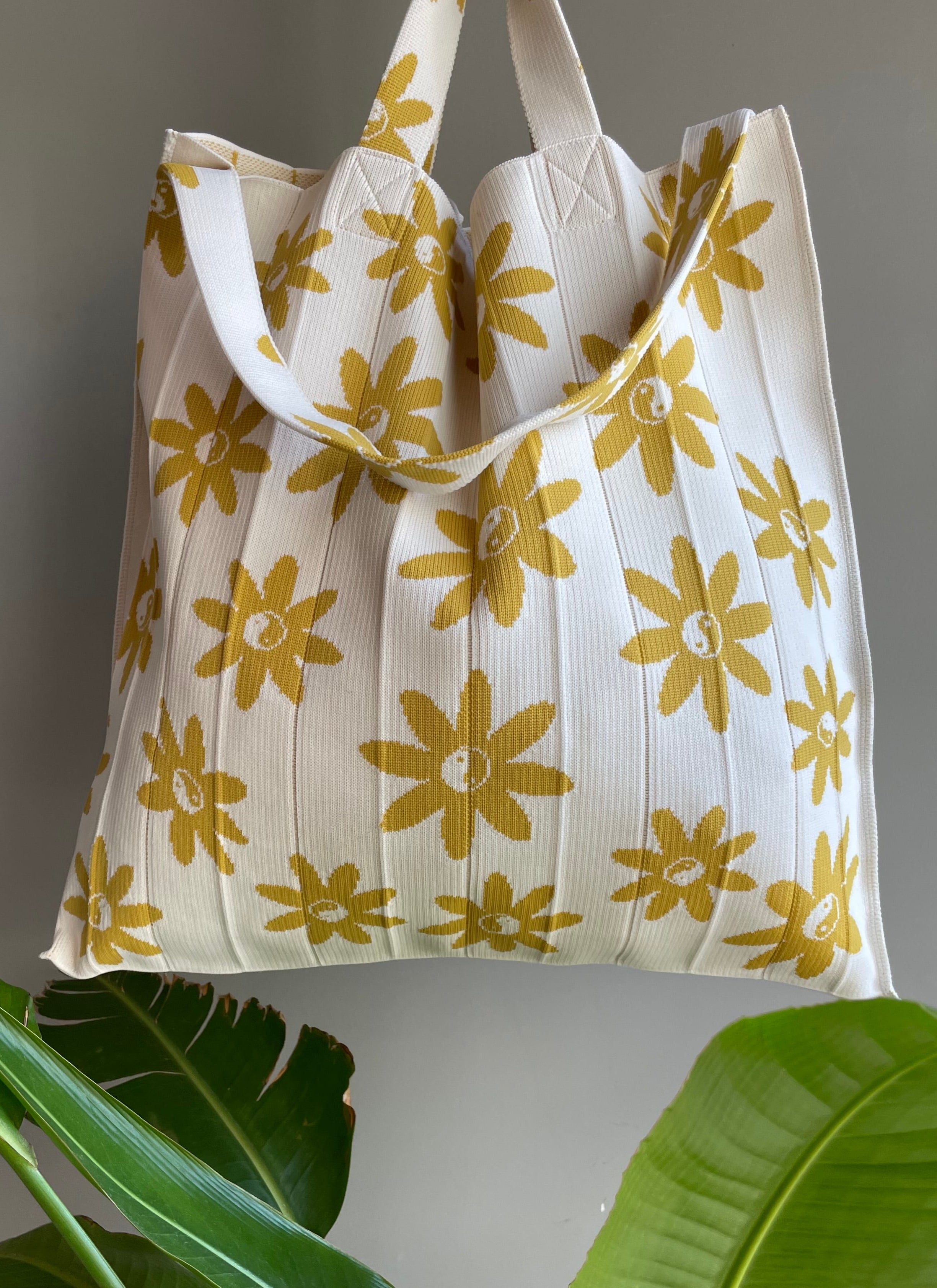 Mam / Flower / Yellow