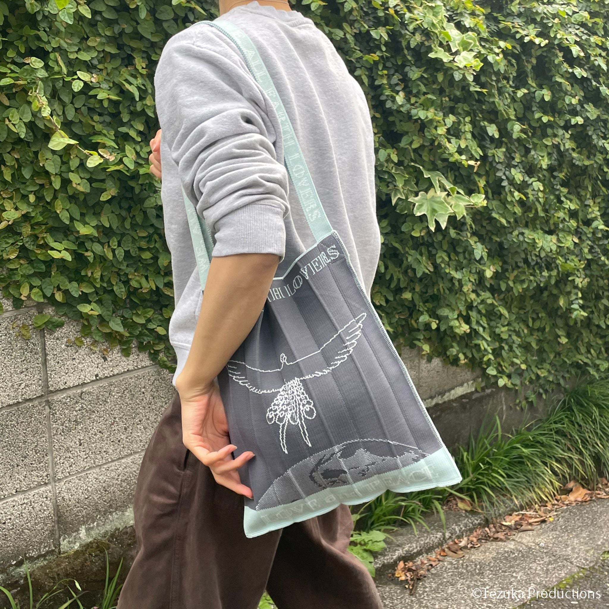 Knitty / Phoenix / Gray
