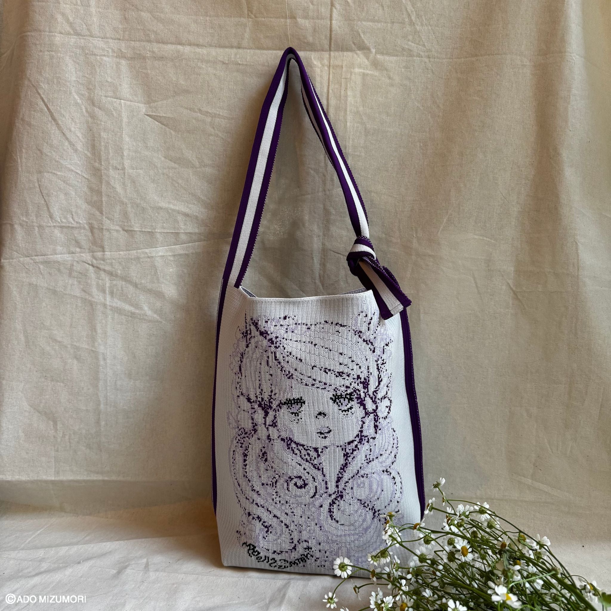 Fourty / Mizumori Ado / White