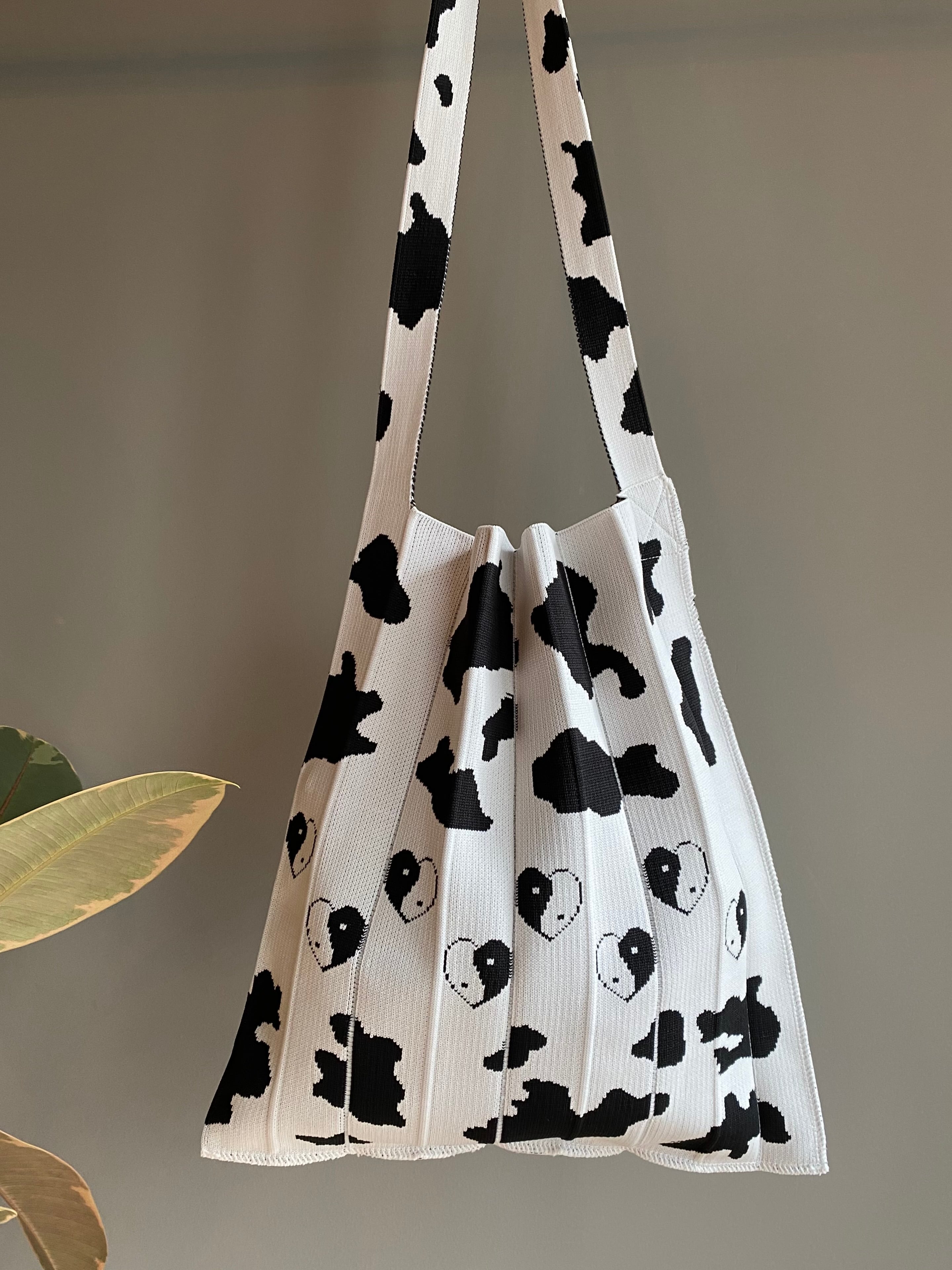 Knitty / Cow / White