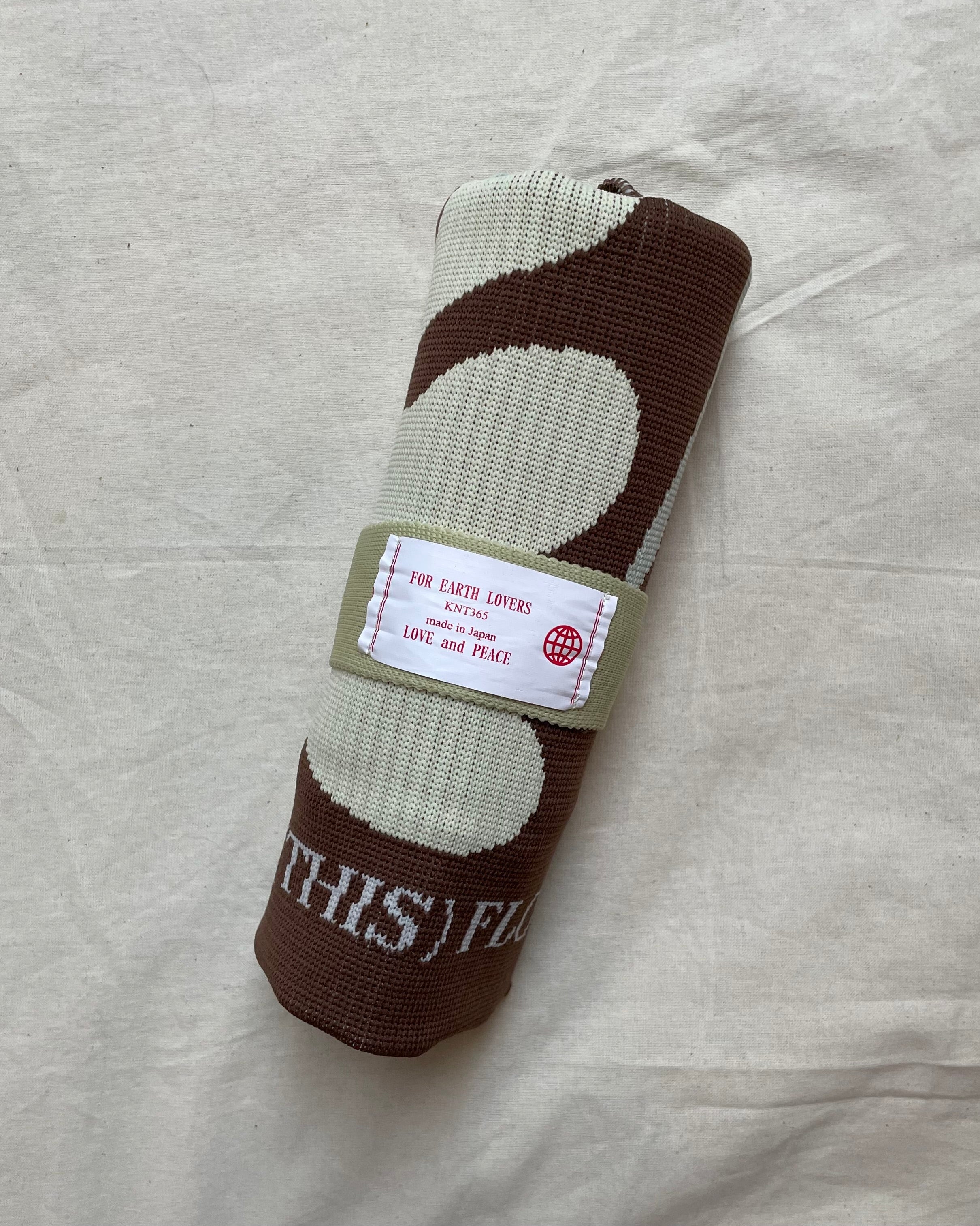 Fourty / Flower / Brown