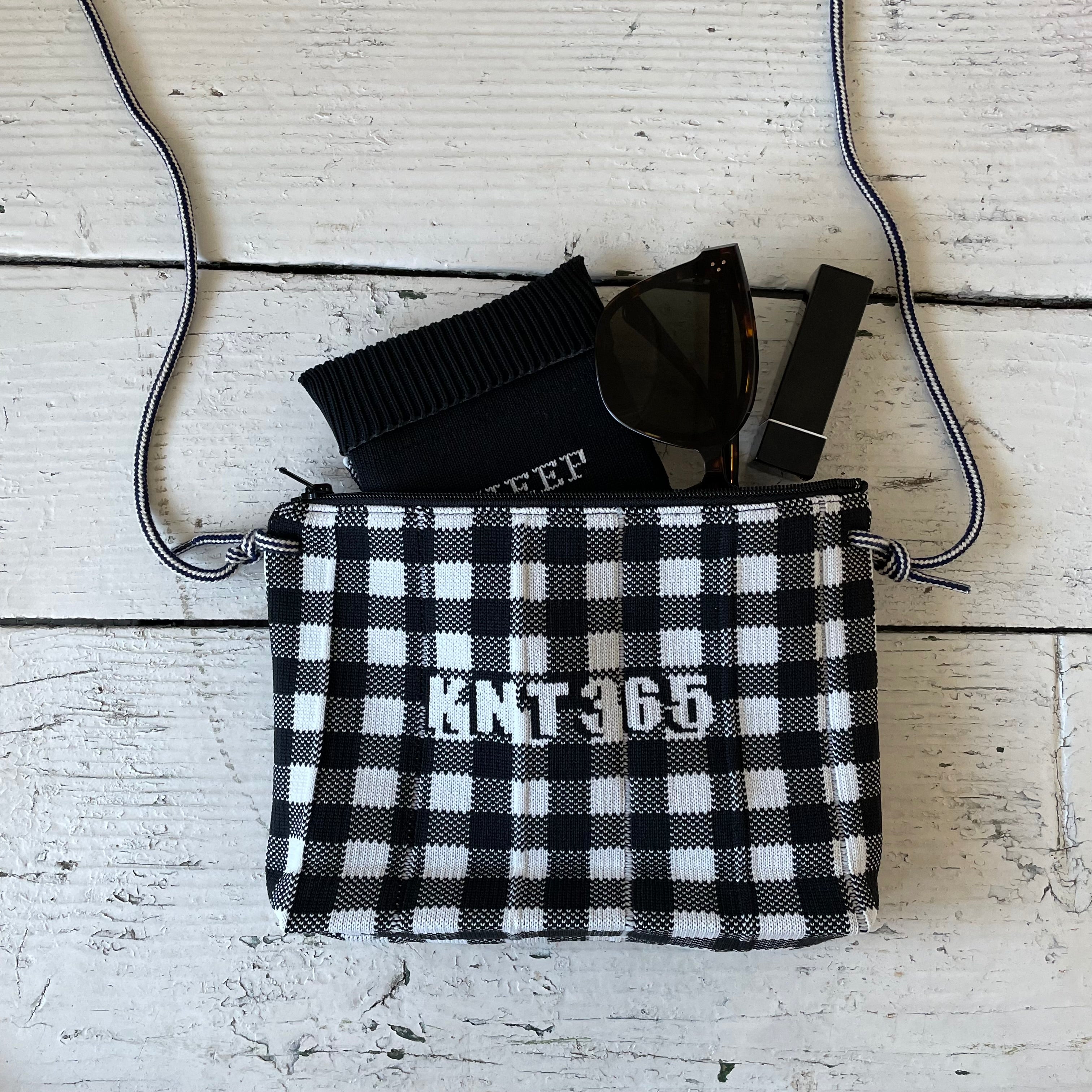Ziptty / Gingham / Black