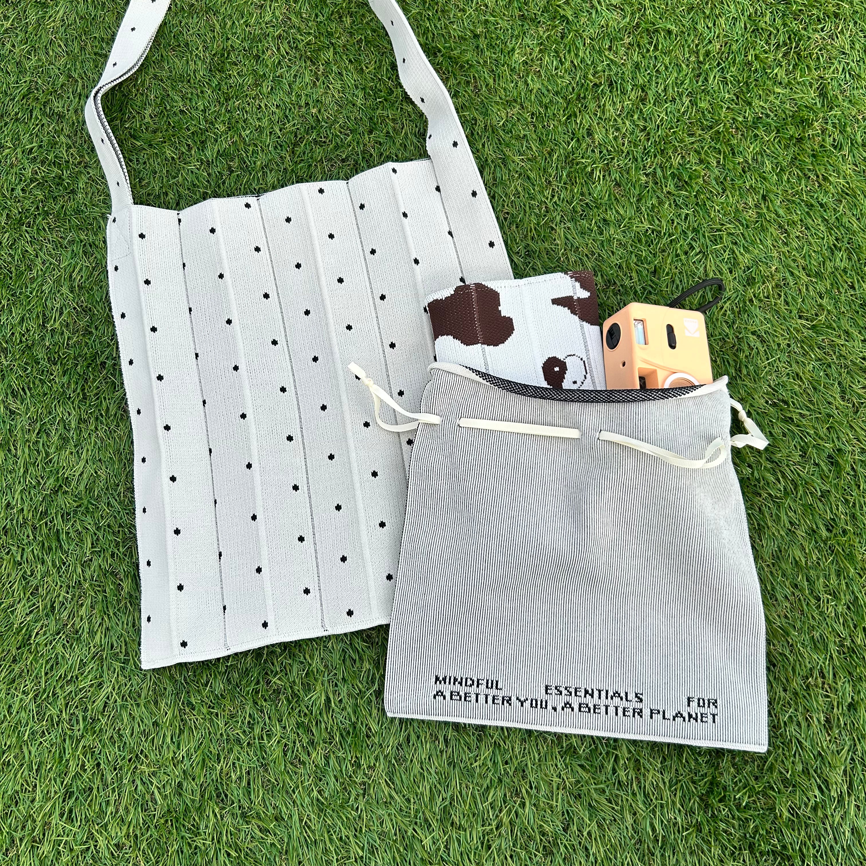 Knitty / Dot / White