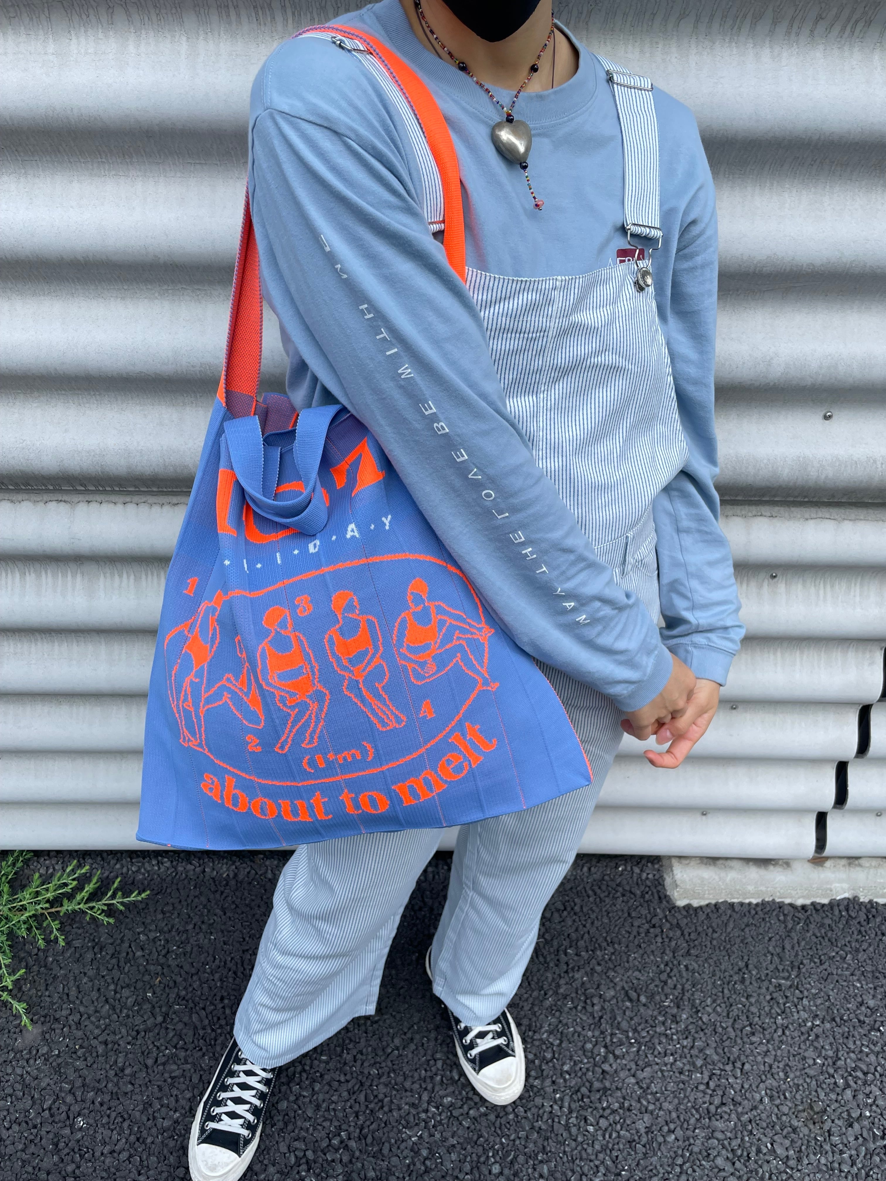 Mam / Hot / Blue