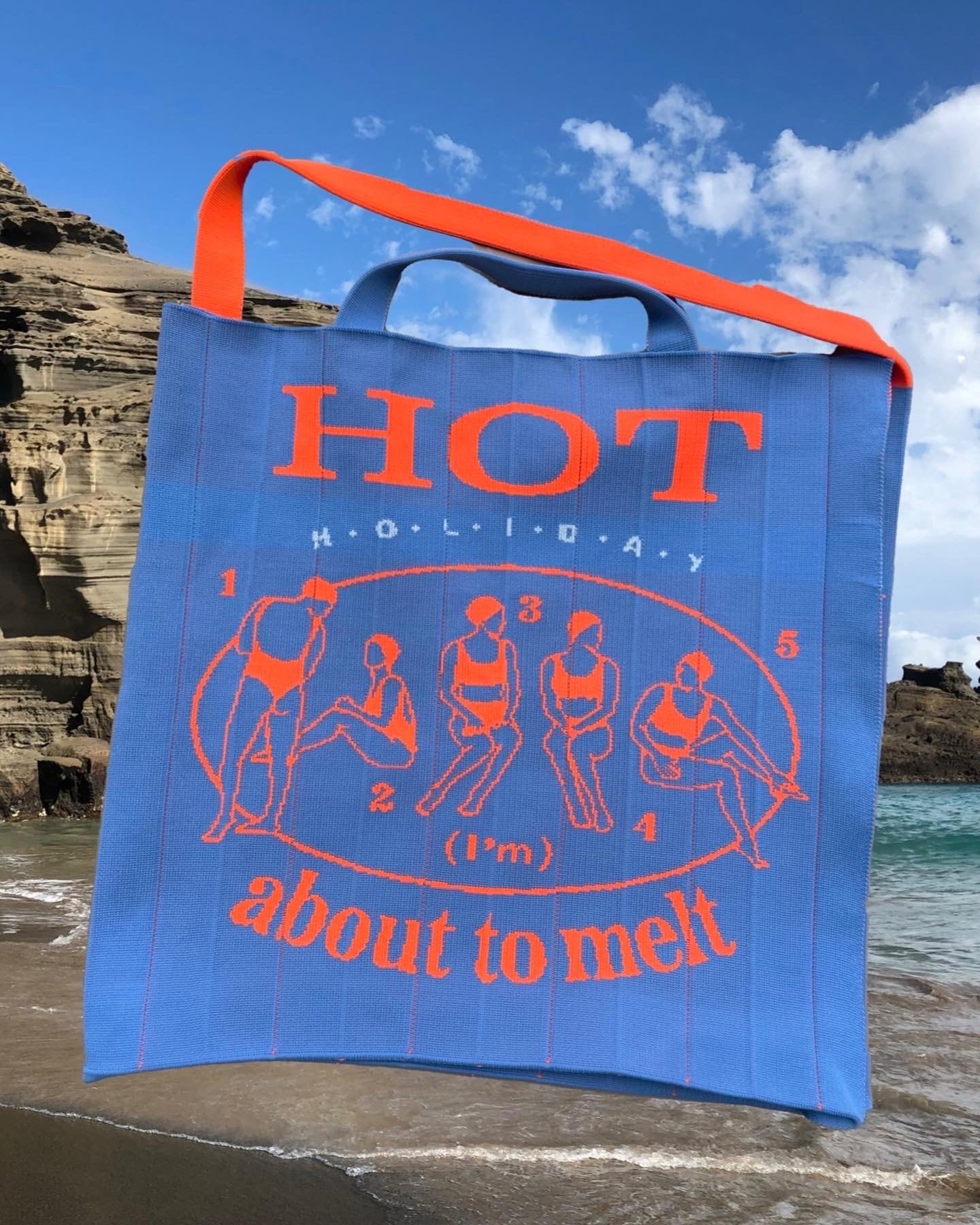 Mam / Hot / Blue