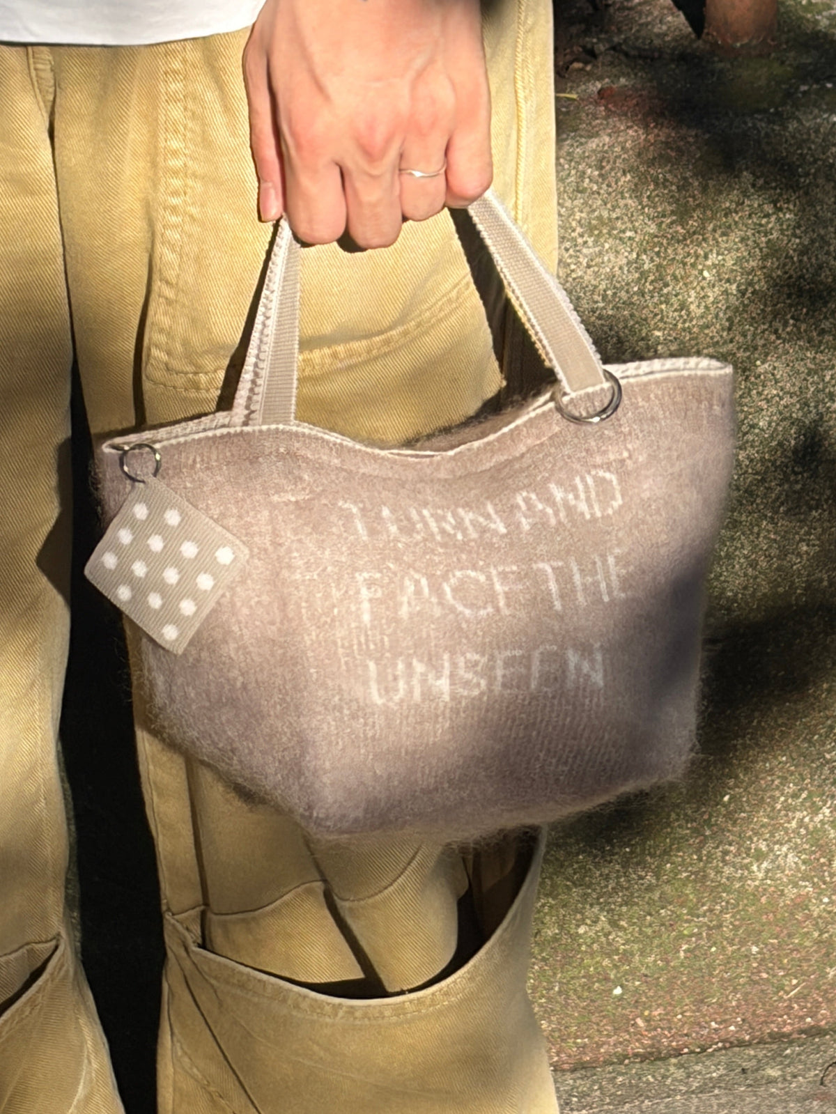 Mohair bag M Beige