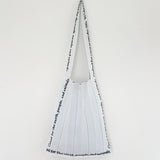 Knitty Anthem White