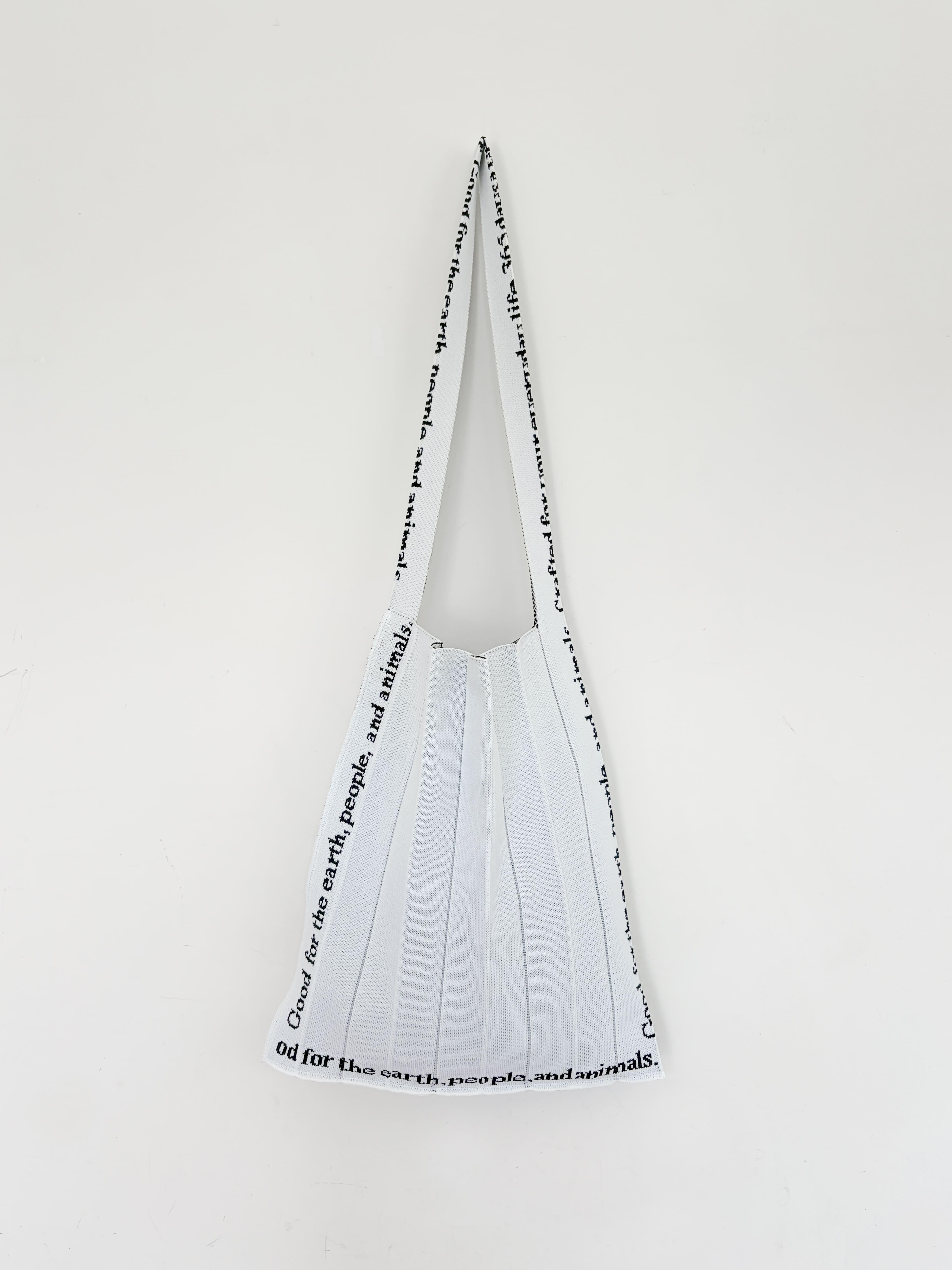 Knitty Anthem White