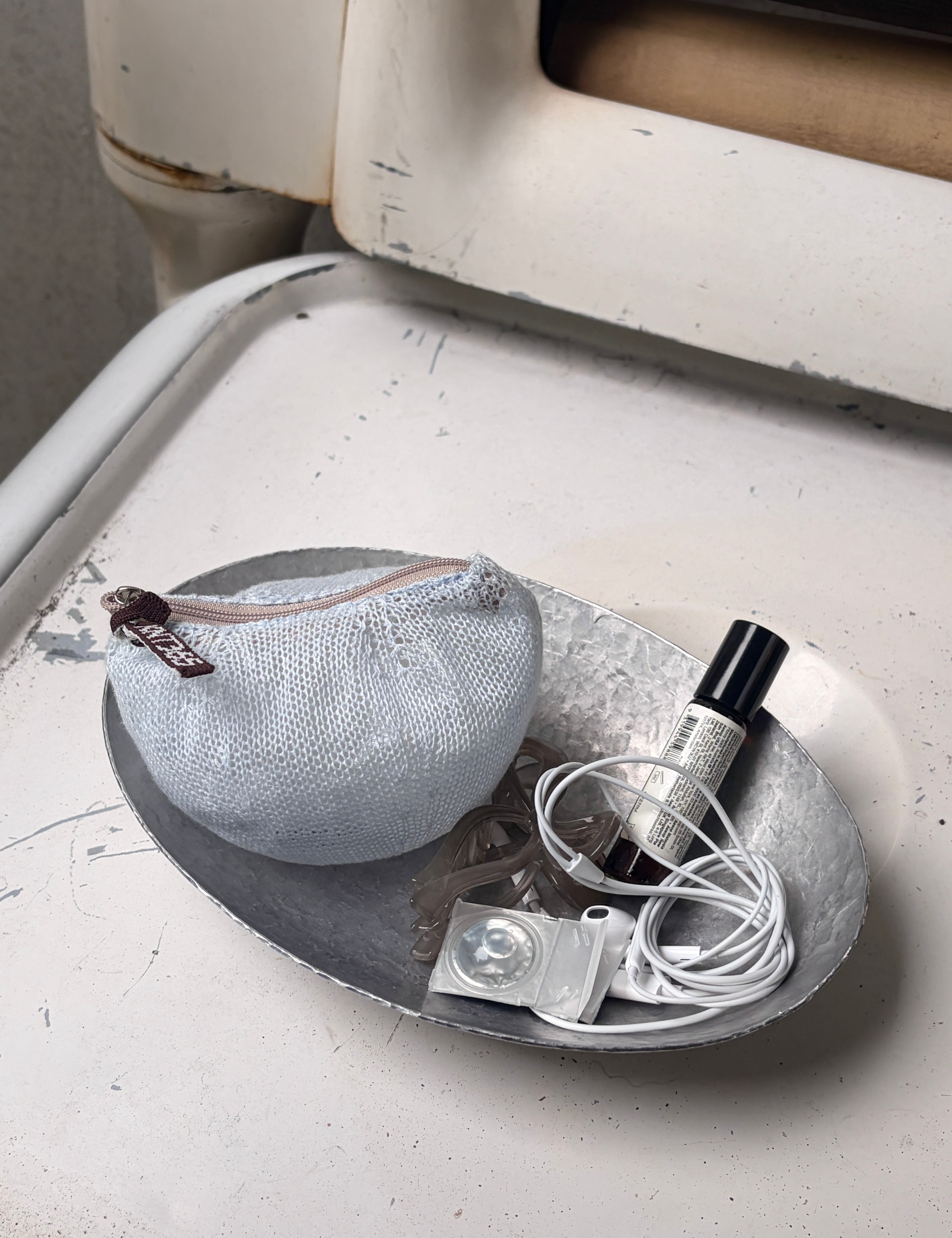 Globe Pouch Small