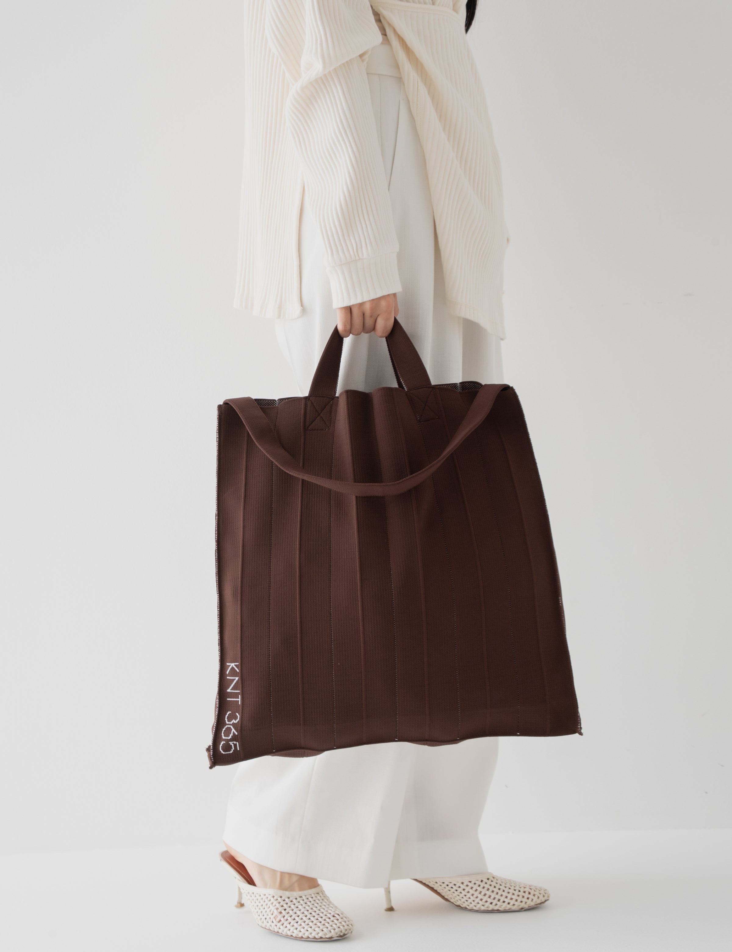 Mam House Logo Brown