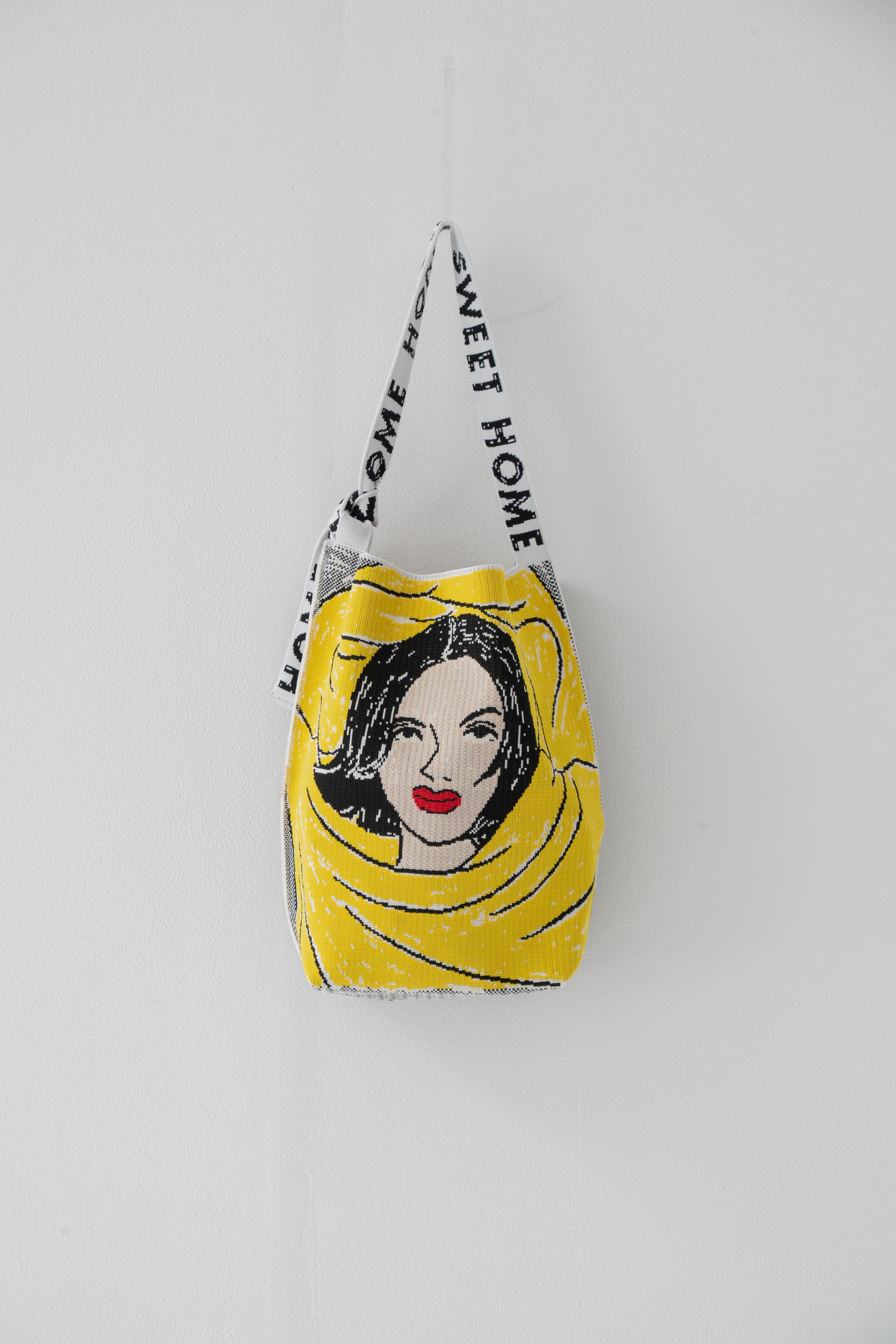 【ブランド】Konayuki 美神 シリアルナンバー有り　ニットカバー付き ブランド】Konayuki 美神 シリアルナンバー有り ニットカバー付き