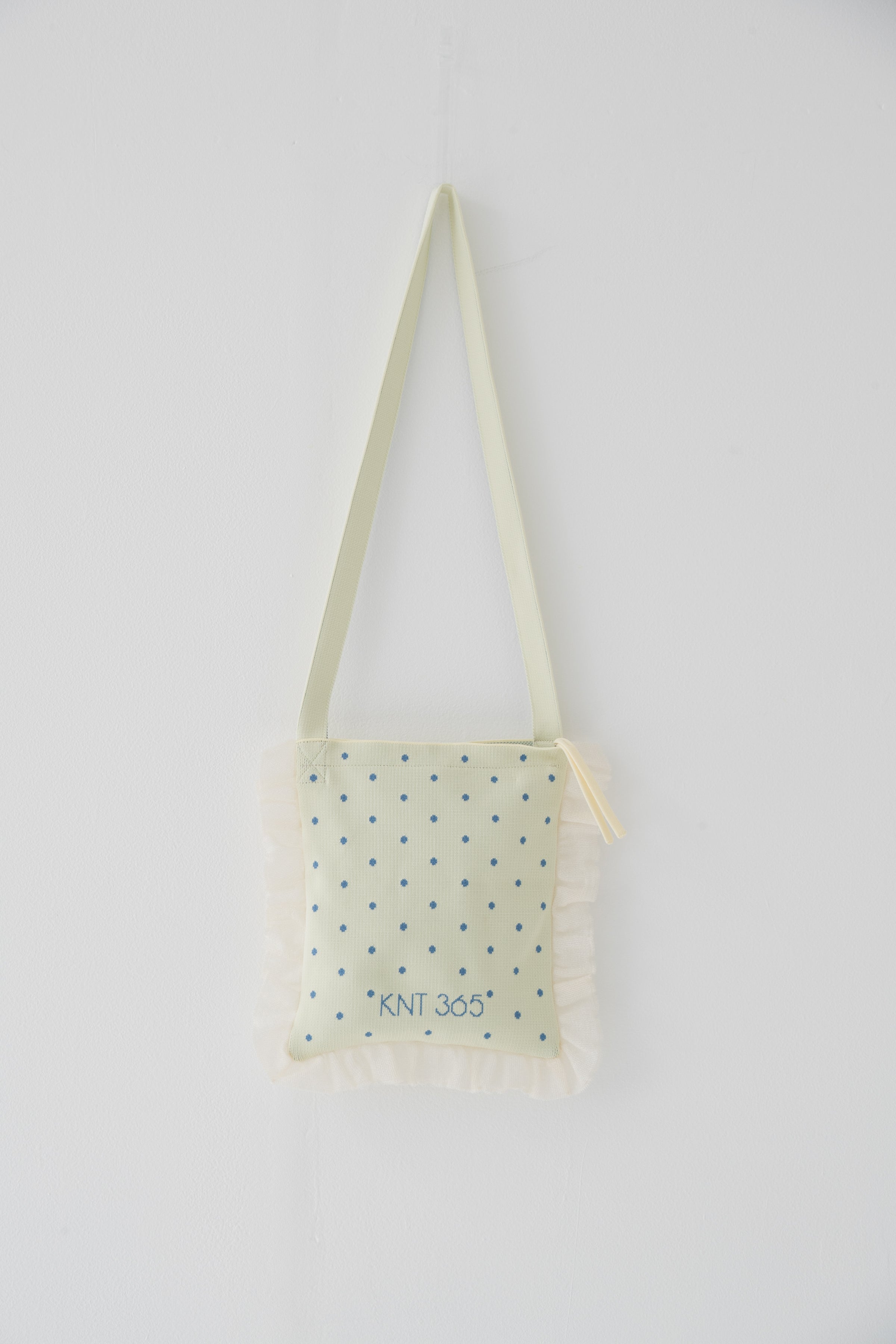 Frilly Dot Beige