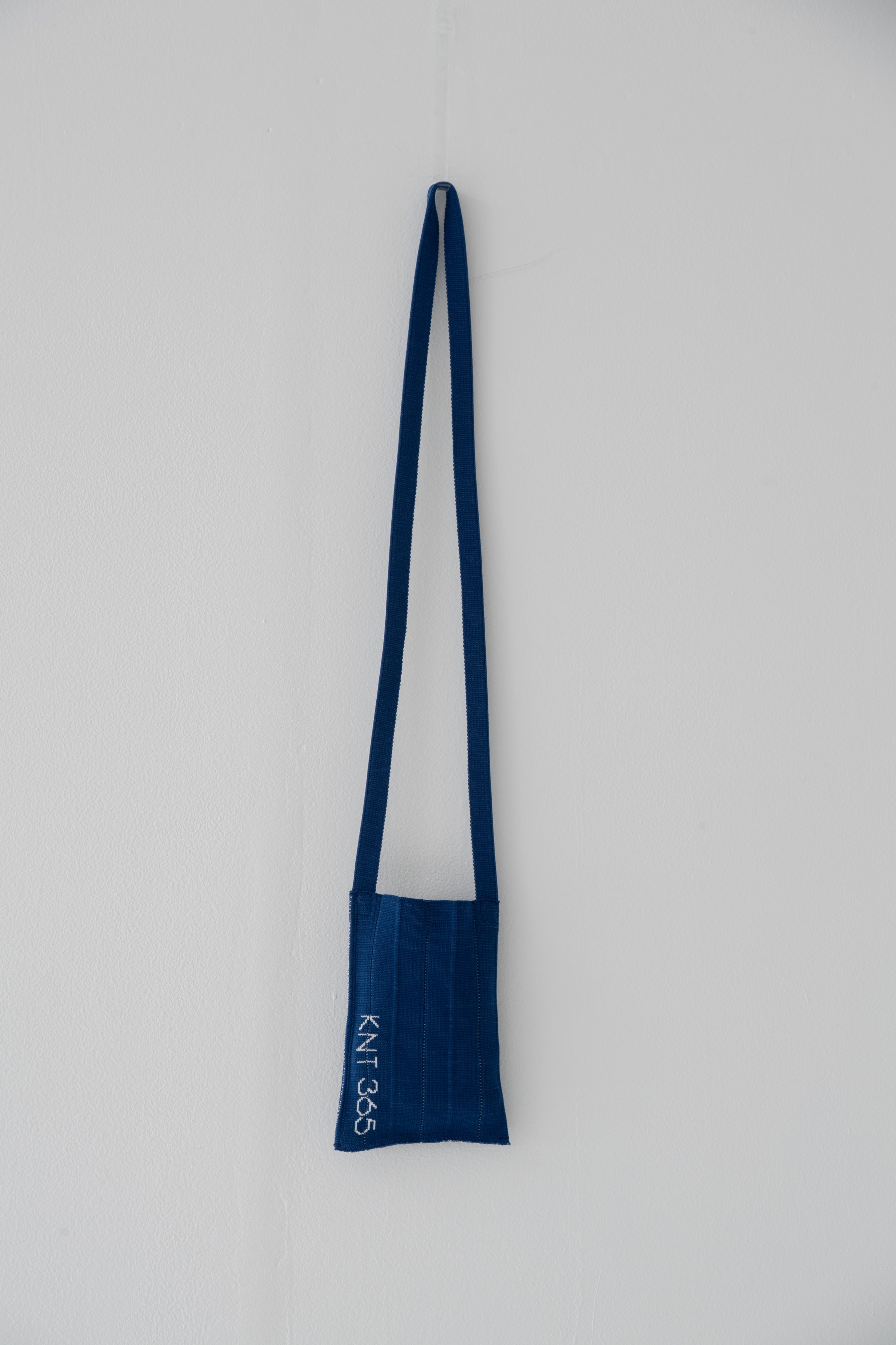 Me-Knitty House Logo Navy
